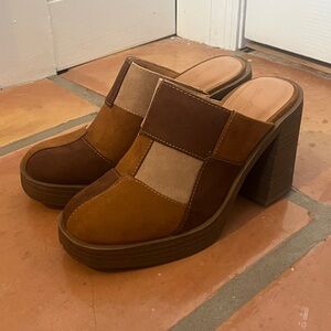 Universal Thread Multi-Tone Block Heel Mules